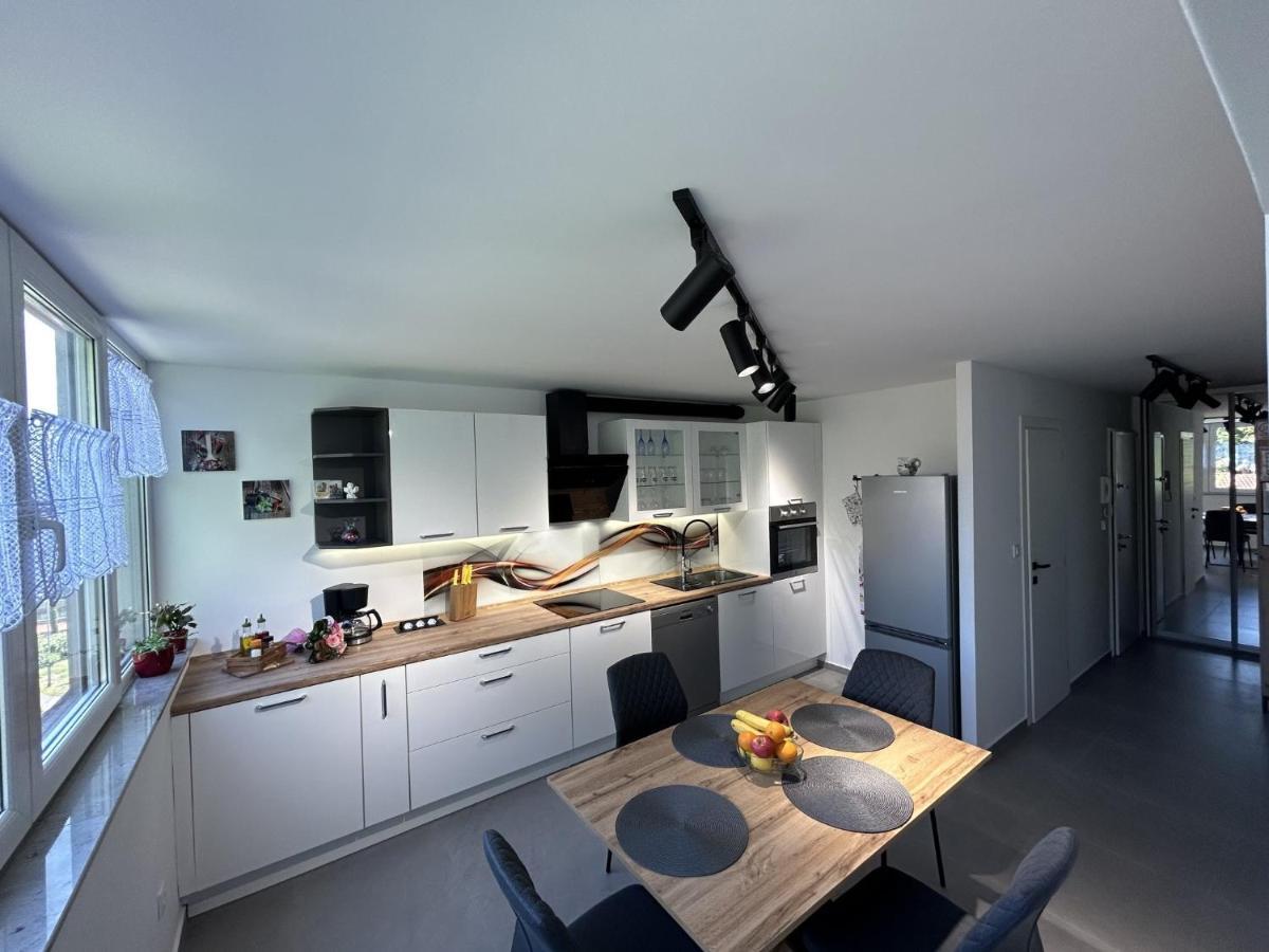 Apartment Toni ลอฟราน ภายนอก รูปภาพ